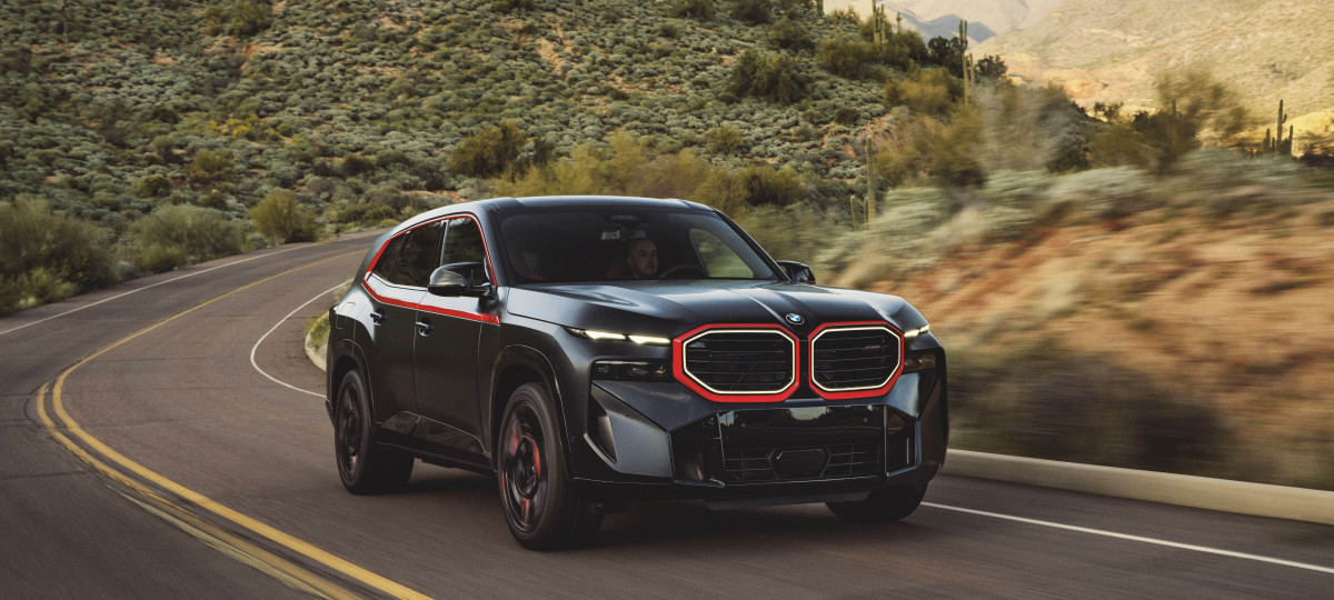 BMW XM Label Red. Výkonnejšie, exkluzívnejšie, extravagantnejšie.