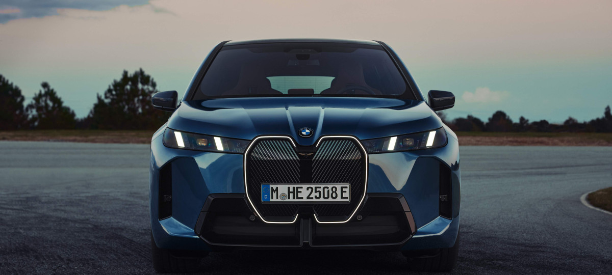 Nový model BMW iX