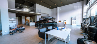 Prestavba showroomu nových vozidiel BMW