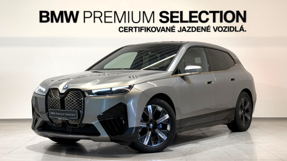 BMW iX xDrive50