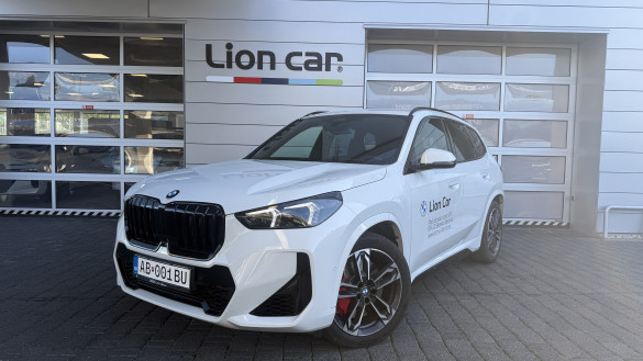BMW X1 xDrive23i