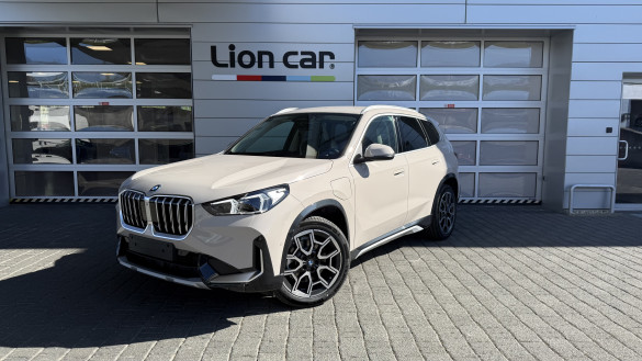 BMW X1 xDrive25e