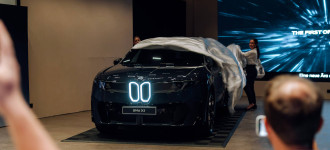 Predstavenie úplne nového BMW iX3 Neue Klaase