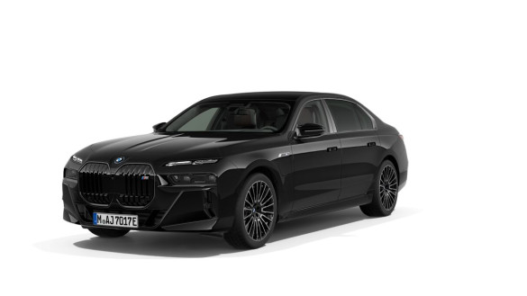 BMW M760e xDrive Sedan