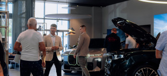 Predpremiéra BMW radu 7 a BMW X5