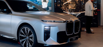 Predpremiéra BMW radu 7 a BMW X5